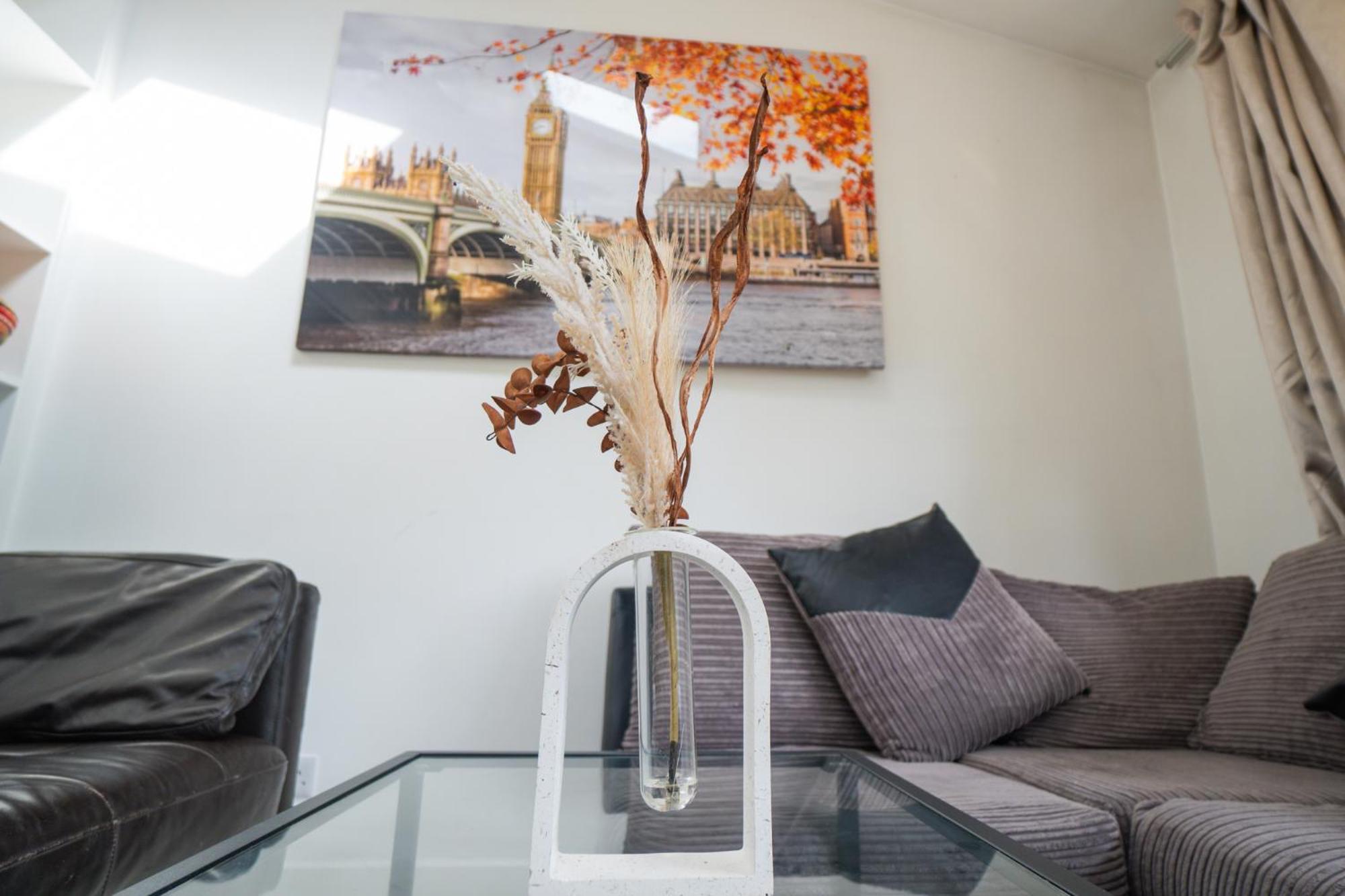 Shard View 3 Bed Entire Home London Exterior photo